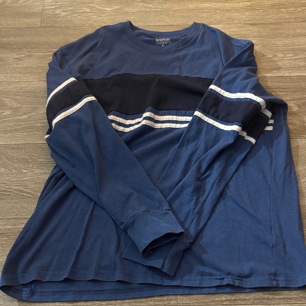 American Eagle Outfitters Navy and Black Long Sleeve Tee